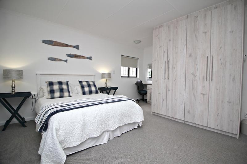 5 Bedroom Property for Sale in Fraaiuitsig Western Cape